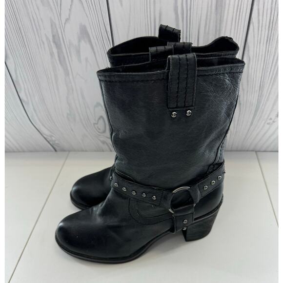 Vintage y2K Moto Style Biker Bootie Black Leather Round Toe Size 8 Nine West - Picture 2 of 8